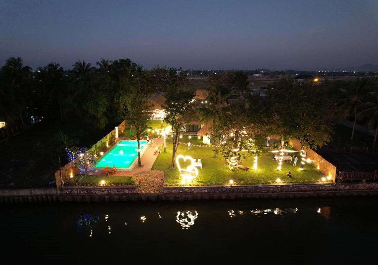 Sea Sand Resort Kampot Exterior photo