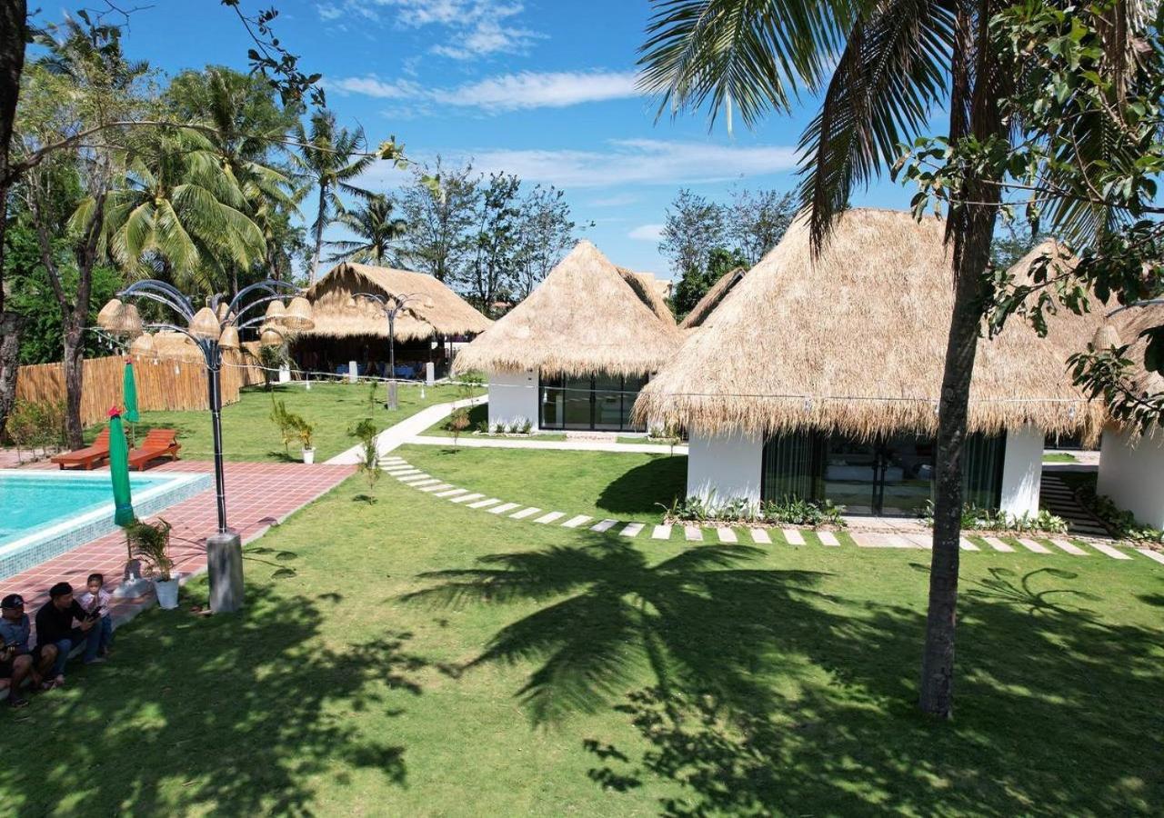 Sea Sand Resort Kampot Exterior photo
