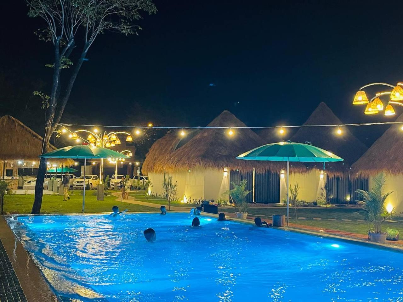 Sea Sand Resort Kampot Exterior photo